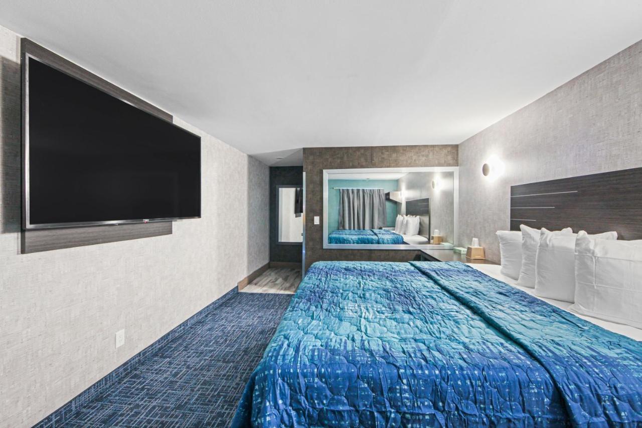 Hotel Opus Bronx Near Bay Plaza Mall New York Bagian luar foto